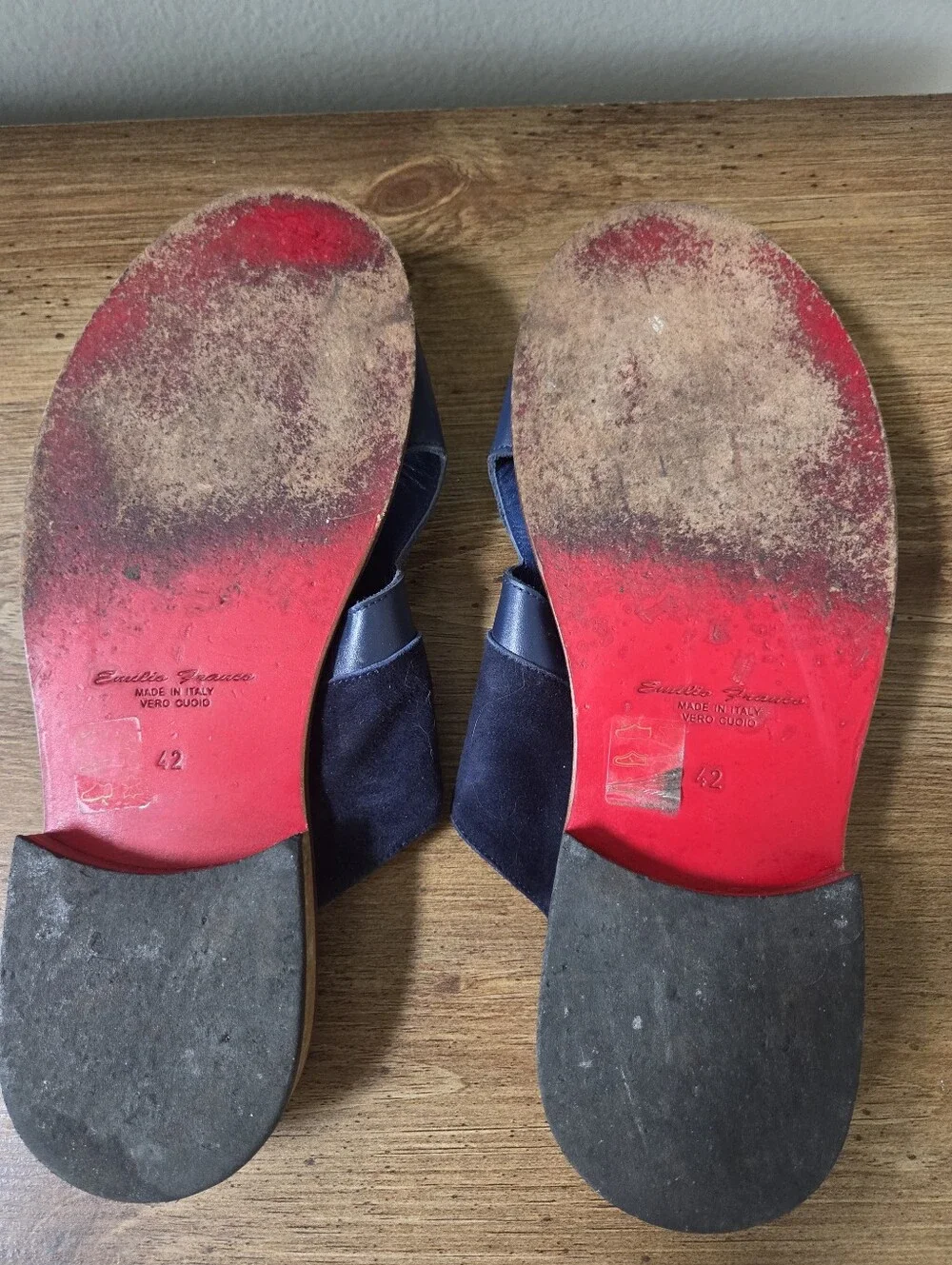 Rare & Unique Emilio Franco Italian Navy Leather Lion Medallion Mule Sandals